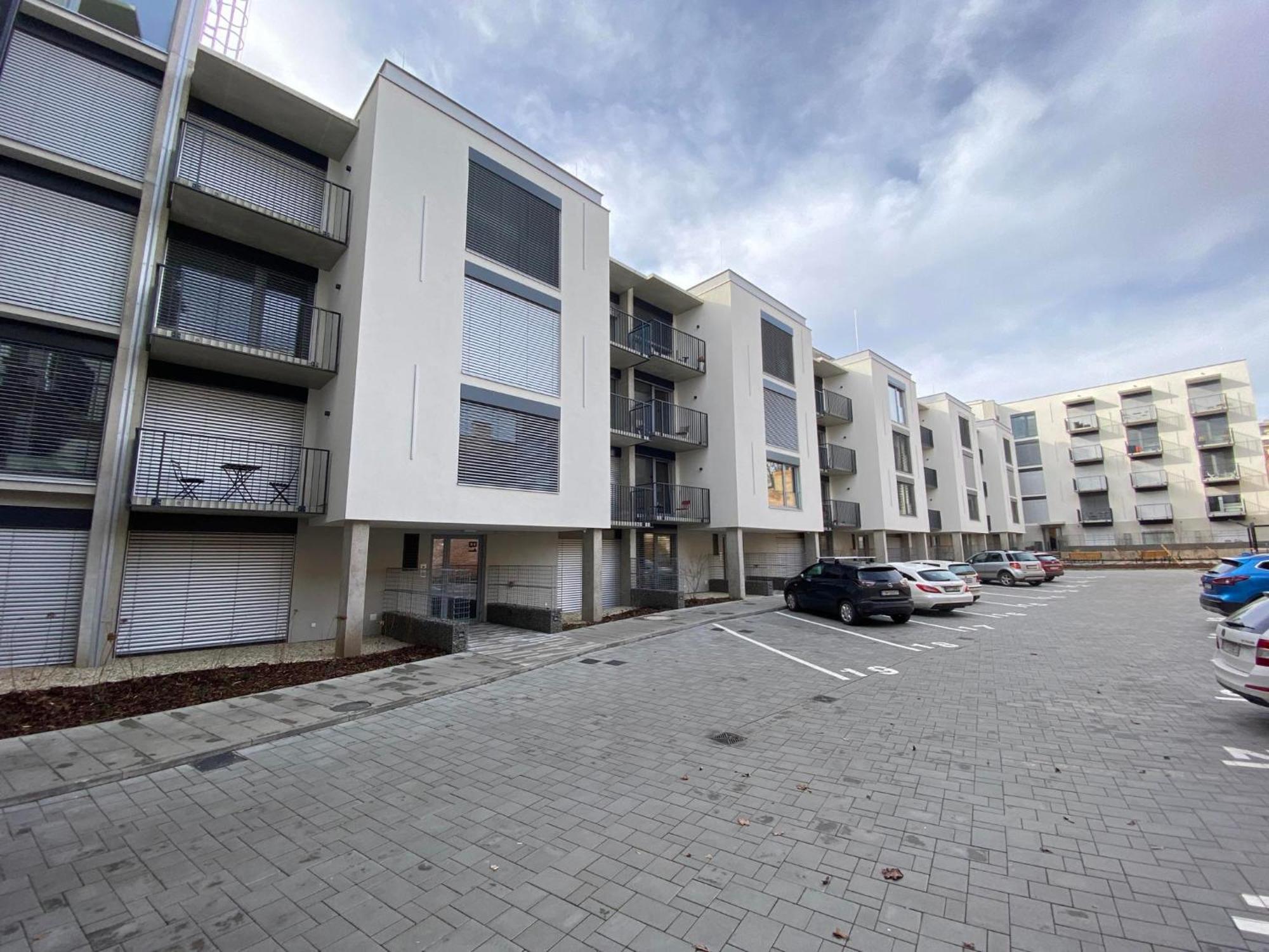 Bella Apartments เบอร์โน ภายนอก รูปภาพ